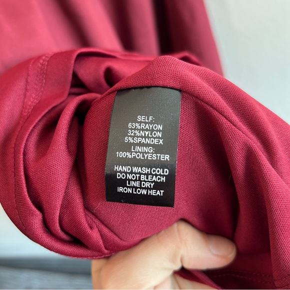 NWT Lulus Hello World Wine Red Midi Dress Size Small - Picture 6 of 8